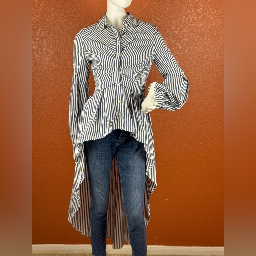 Fashion Nova Blue and White Striped Blouse Size Medium. A2